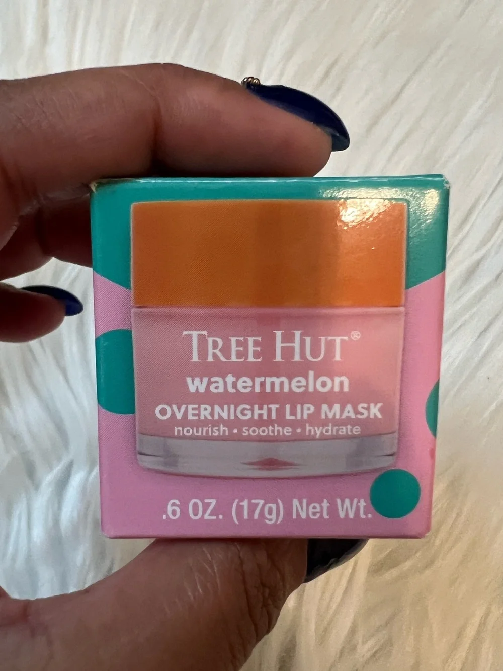 tree hut $35 new